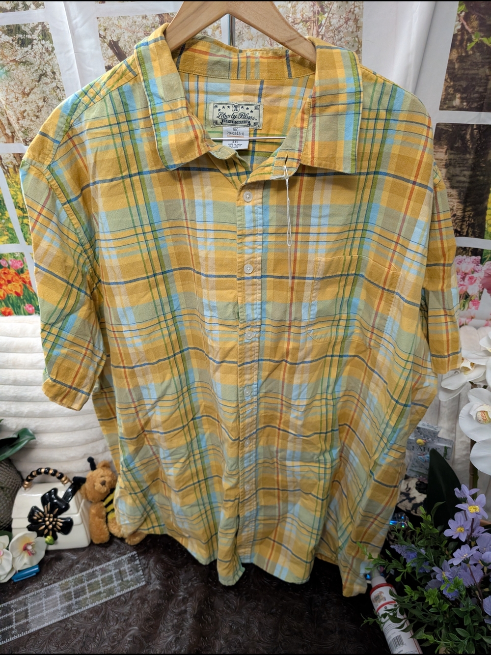 Yellow & Light Blue Plaid Short-Sleeve Button-Down Shirt